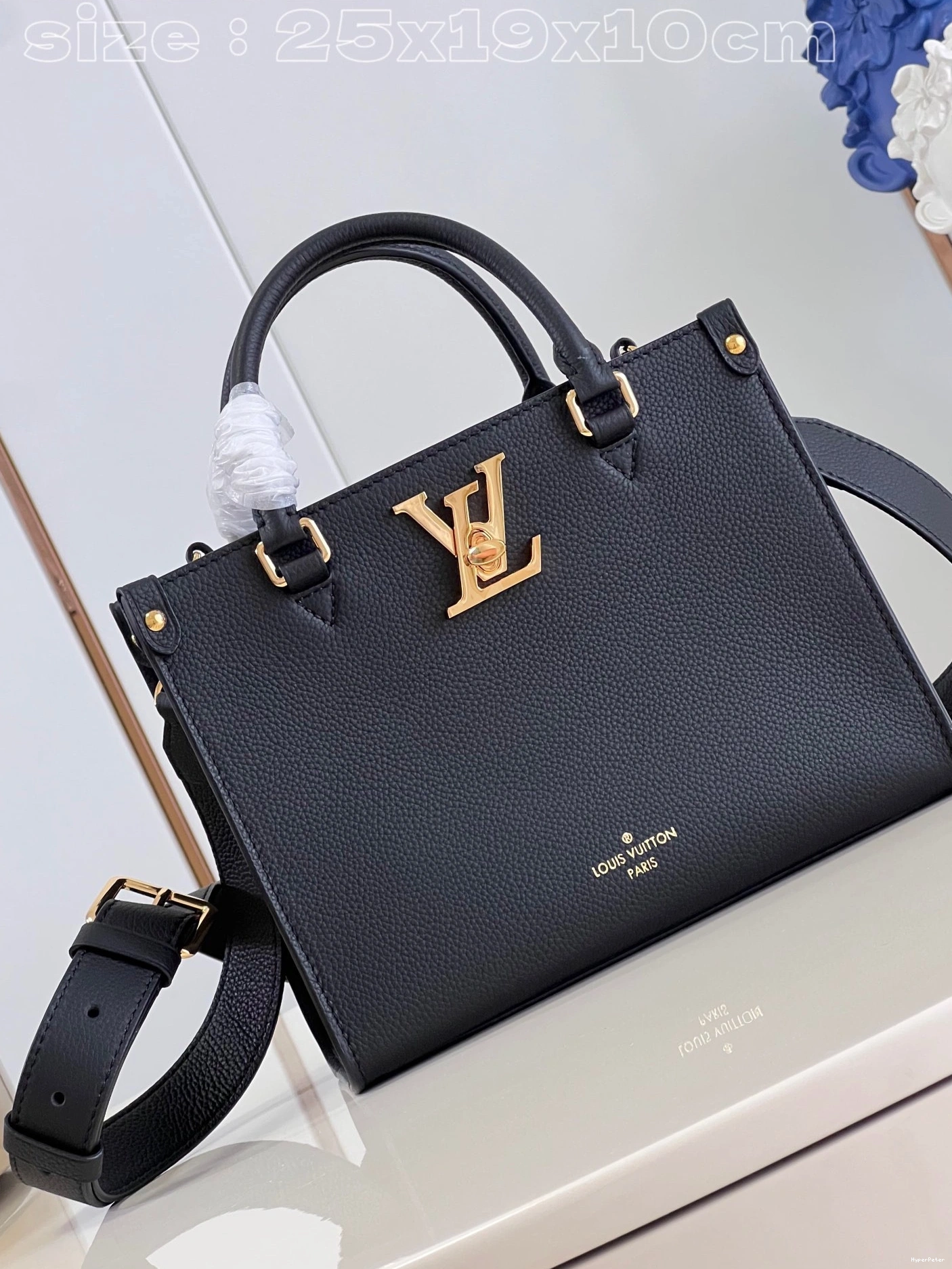 LOUIS Lock & Go VUITTON 0811